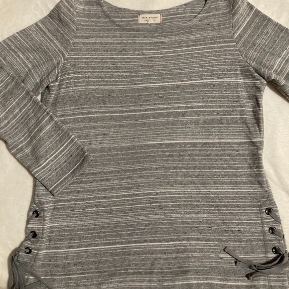 Max Studio Weekend Striped Sweatshirt - Picture 1 of 6